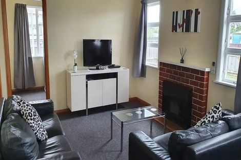 Photo of property in 48 Cologne Street, Martinborough, 5711