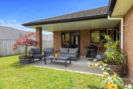 Photo of property in 182 Ballintoy Park Drive, Welcome Bay, Tauranga, 3175