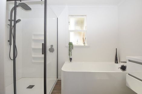 Photo of property in 18 Brooklyn Road, Carterton, 5713