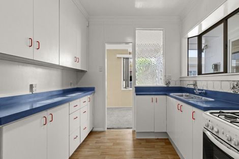 Photo of property in 216a Kennedy Road, Onekawa, Napier, 4110