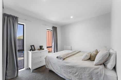Photo of property in 28 Hawkins Place, Rangiora, 7400