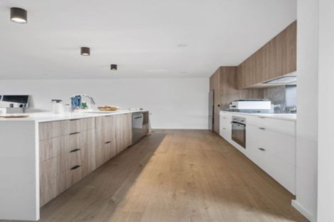 Photo of property in 261c Edgeware Road, Edgeware, Christchurch, 8013