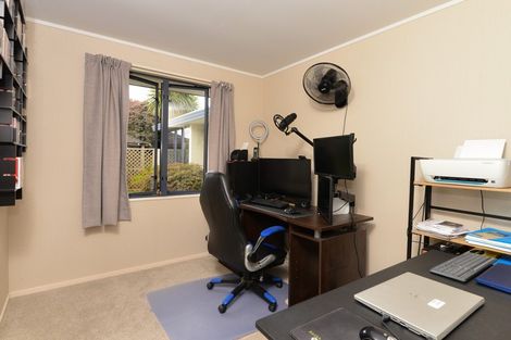 Photo of property in 26 Bouverie Crescent, Flagstaff, Hamilton, 3210