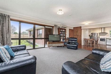 Photo of property in 32 Middleton Road, Upper Riccarton, Christchurch, 8041