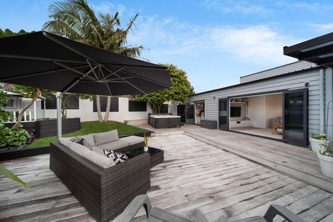 Photo of property in 54 John Gill Road, Shelly Park, Auckland, 2014