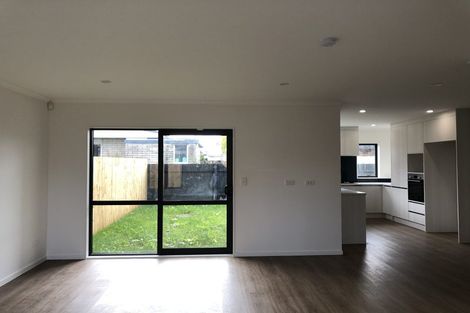 Photo of property in 73c Clevedon Road, Papakura, 2110