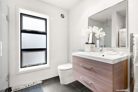 Photo of property in 31 Milne Terrace, Island Bay, Wellington, 6023