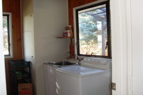 Photo of property in 18 Prince Regent Drive, Half Moon Bay, Auckland, 2012