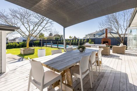 Photo of property in 8 Emerald Hill, Havelock North, 4130