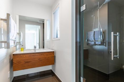 Photo of property in 35 Jacks Point Rise, Jacks Point, Queenstown, 9371