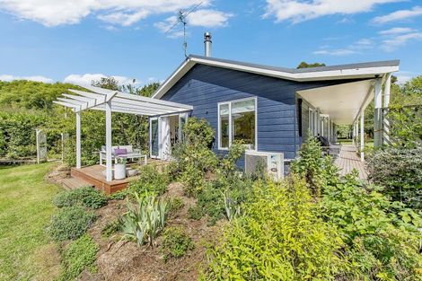 Photo of property in 15 Stewarts Road, Leeston, 7682