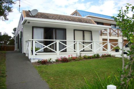 Photo of property in 1 Te Haumi Drive, Paihia, 0200