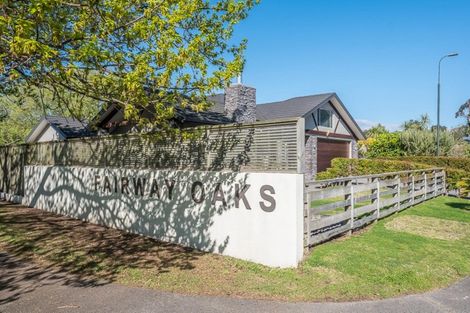 Photo of property in 2 Fairway Oaks Drive, Waikanae Beach, Waikanae, 5036