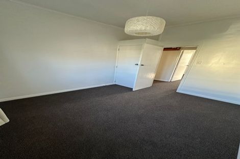 Photo of property in 2 Moorefield Road, Johnsonville, Wellington, 6037