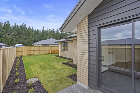 Photo of property in 71 Hilton Drive, Amberley, 7410