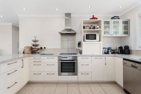 Photo of property in White Isle Apartments, 13/23 Quay Street, Whakatane, 3120