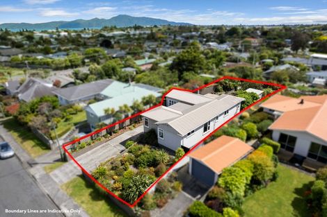 Photo of property in 9 Gavin Road, Raumati Beach, Paraparaumu, 5032