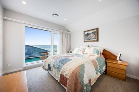 Photo of property in 63 Milford Road, Milford, Auckland, 0620