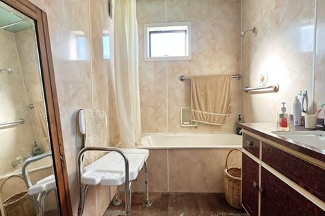 Photo of property in 3 Waitipapa Road, Hunterville, 4730