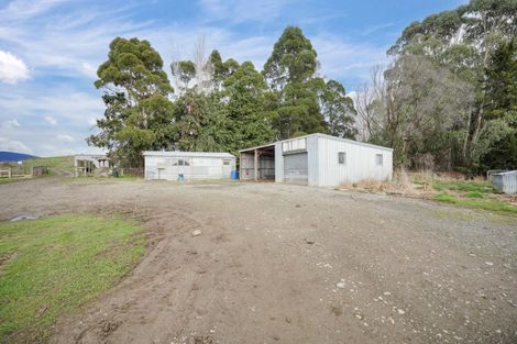 Photo of property in 40 Whyte Road, Happy Valley, Tuatapere, 9691