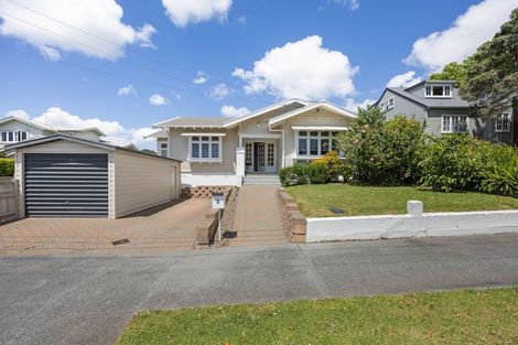 Photo of property in 6 Admiral Beatty Avenue, Mount Roskill, Auckland, 1041