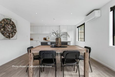 Photo of property in 37d Tawhiri Road, One Tree Hill, Auckland, 1061