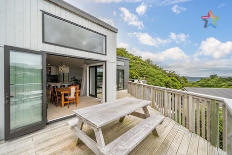 Photo of property in 9 Mulberry Street, Maungaraki, Lower Hutt, 5010