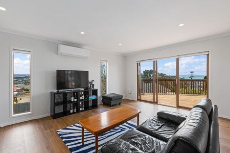 Photo of property in 461 Whangaparaoa Road, Stanmore Bay, Whangaparaoa, 0932