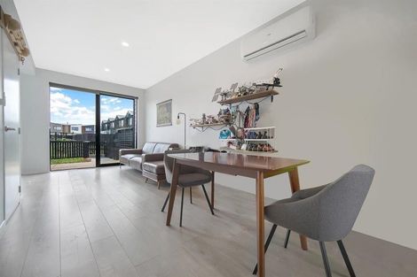 Photo of property in 53 Te Aparangi Road, Papakura, 2110