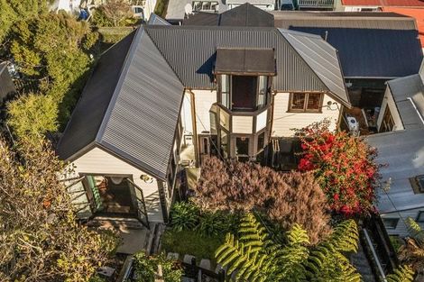 Photo of property in 12 Stafford Street, Mount Victoria, Wellington, 6011