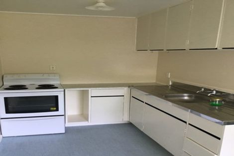 Photo of property in 31 Robertson Street, Island Bay, Wellington, 6023