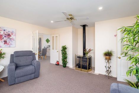 Photo of property in 5 Thistledown Place, Woolston, Christchurch, 8062
