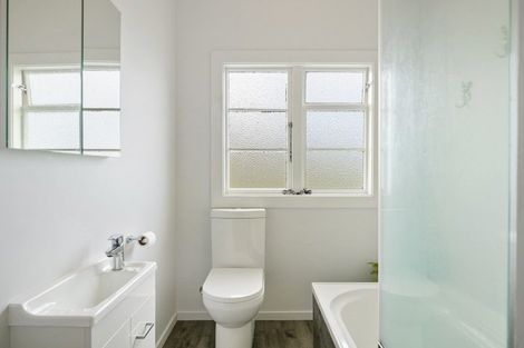 Photo of property in 35 North Manakau Road, Manakau, Levin, 5573