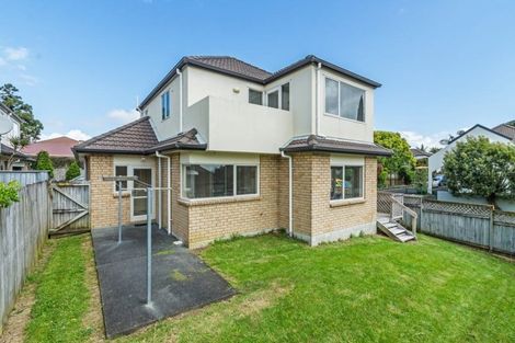 Photo of property in 3 Birchlea Rise, Goodwood Heights, Auckland, 2105