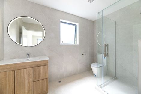 Photo of property in 2d Garner Place, Glenfield, Auckland, 0629