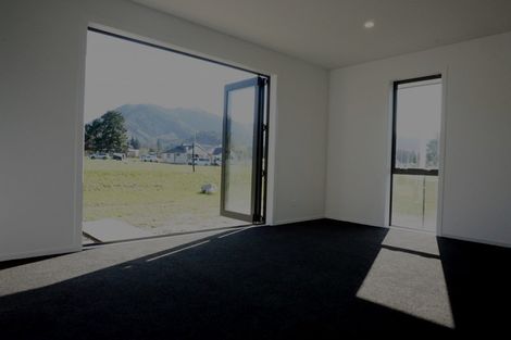 Photo of property in 2 Balfour Way, Hanmer Springs, 7334