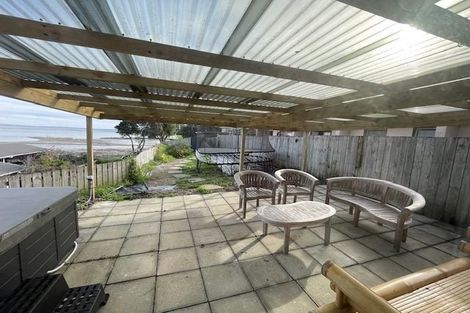Photo of property in 565 Weymouth Road, Weymouth, Auckland, 2103