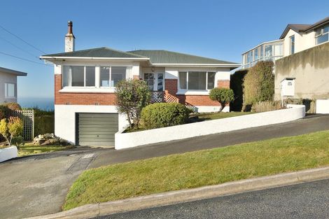 Photo of property in 131 Easther Crescent, Kew, Dunedin, 9012