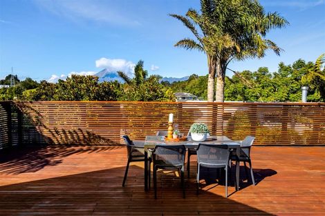 Photo of property in 15c Anderson Way, Highlands Park, New Plymouth, 4312