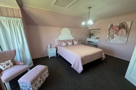 Photo of property in 301 Kaitangata Highway, Stirling, 9231