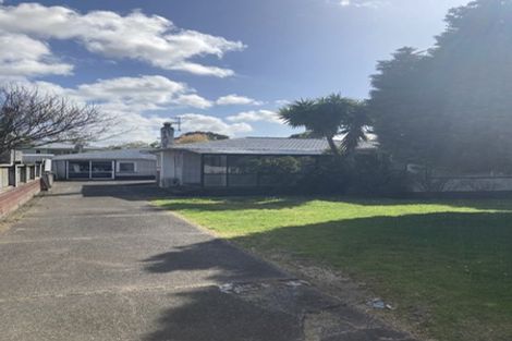 Photo of property in 4 Balfour Road, Manurewa, Auckland, 2102