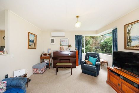 Photo of property in 24b Cargill Grove, Kelvin Grove, Palmerston North, 4414