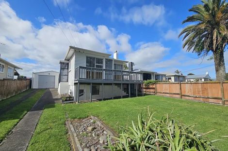 Photo of property in 21 Battiscombe Terrace, Waitara, 4320