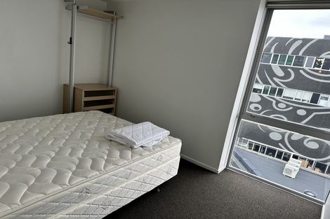 Photo of property in 2 Torrens Terrace, Mount Cook, Wellington, 6011