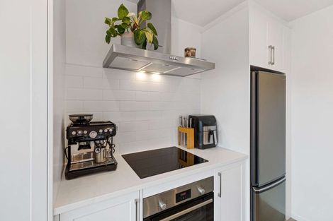 Photo of property in 7b Terrace Street, Marton, 4710