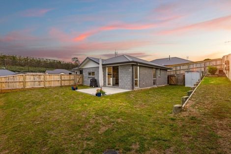 Photo of property in 18 Sharman Place, Pyes Pa, Tauranga, 3112