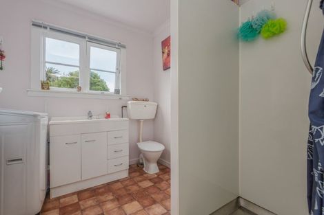 Photo of property in 26 Ross Street, Woodville, 4920