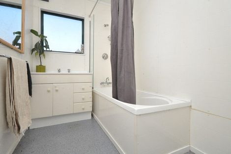 Photo of property in 151a Bruce Mclaren Road, Henderson, Auckland, 0612