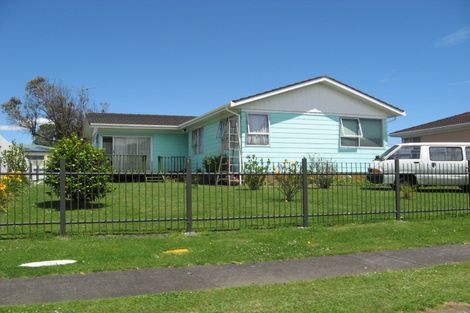 Photo of property in 12 Desford Place, Mangere, Auckland, 2022
