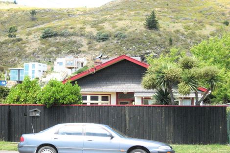 Photo of property in 11 Clark Street, Sumner, Christchurch, 8081